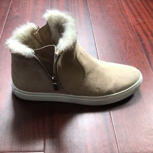 Kenneth Cole Reaction sneakers